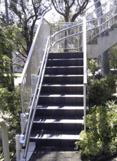 outdoor curved stairlift